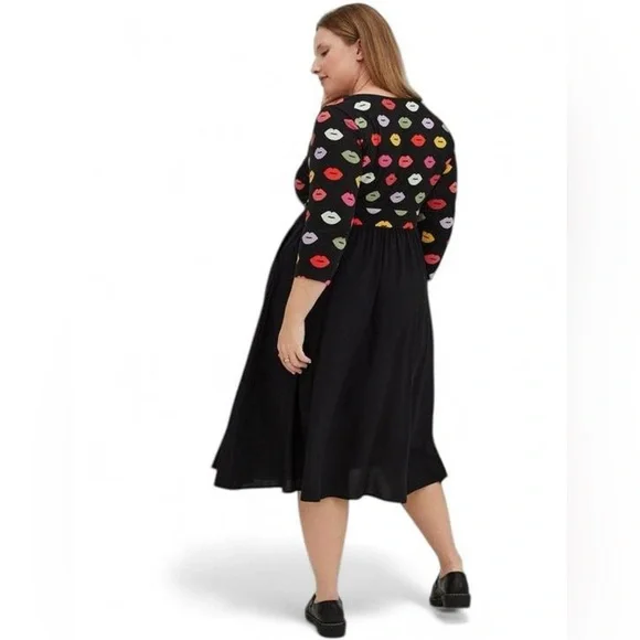 Torrid Dress Sz 4XL Black Dress with Colorful Lip Print Special Events Valentine - Picture 3 of 8